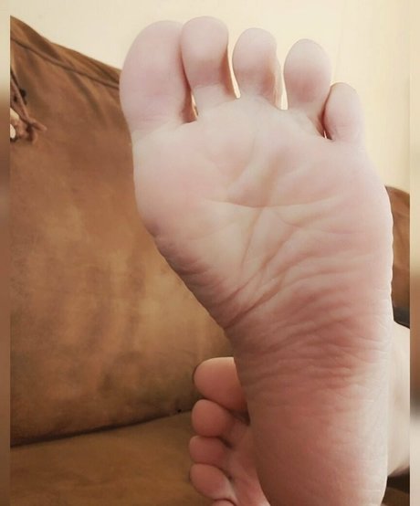 lilmissnaaya onlyfans porn leaks