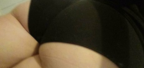 yumeebaby onlyfans leaked tits