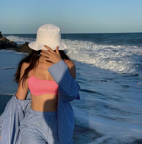 ines roml onlyfans pics leaked