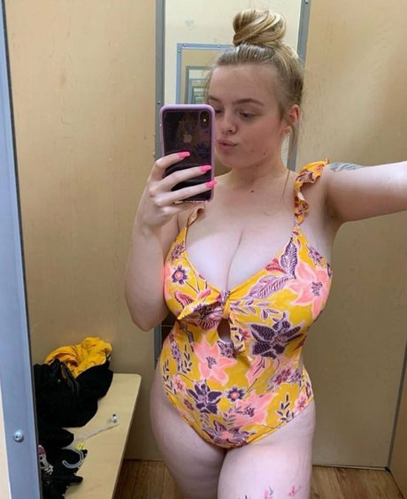 playwithtayyy only fans nude leaks