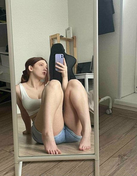 emmasweetness1 nudes onlyfans