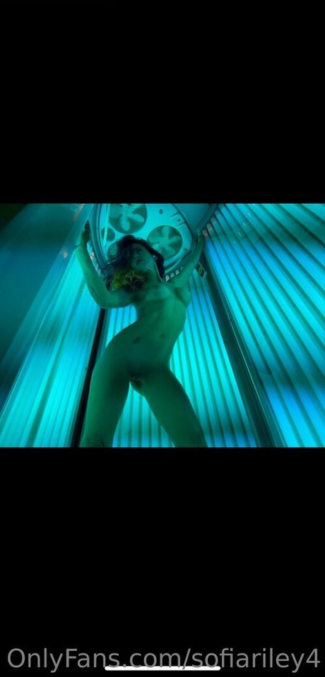 sofiariley4 nude onlyfans pics