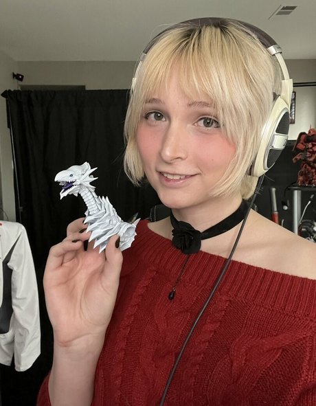 RoseWaltzEX onlyfans nude leaked