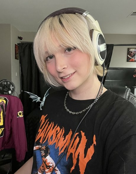 RoseWaltzEX onlyfans content