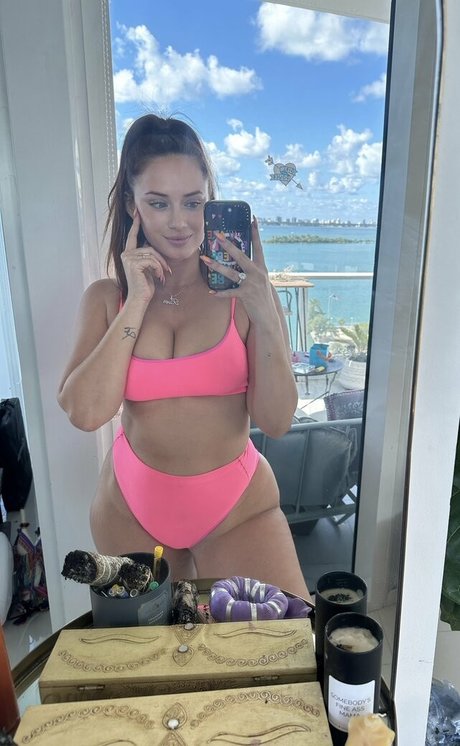 Yesjulz onlyfans page