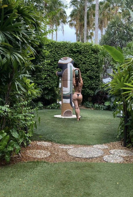 Yesjulz sex tape onlyfans