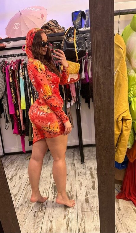 Yesjulz nude porn onlyfans