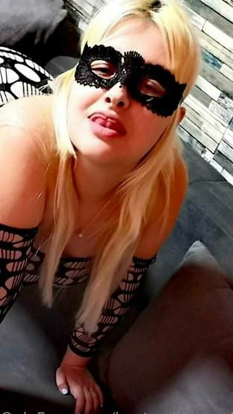 busty diamond onlyfans for free