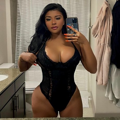 Ceciliuh_ tits onlyfans