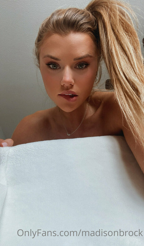 madisonbrock onlyfans nudes