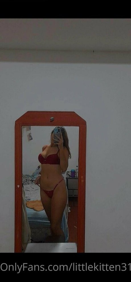 littlekitten31 onlyfans explicit content