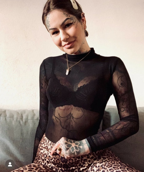 MisaAuxt naked onlyfans pics