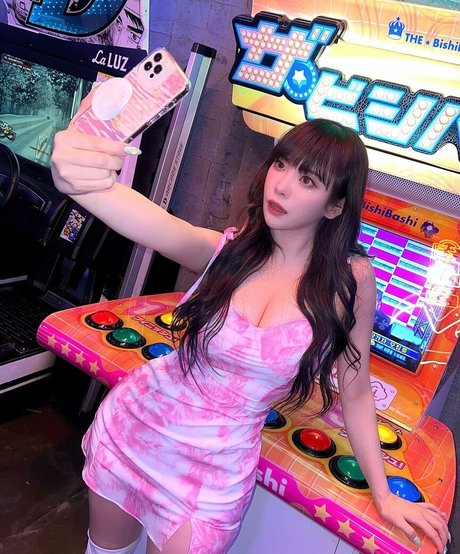 dami amond onlyfans naked