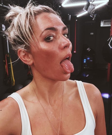 Danni Menzies onlyfans leaked nudes