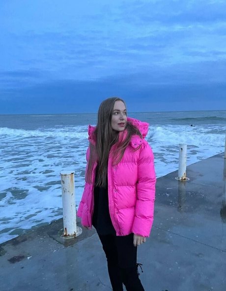 your nice aislin nude only fans