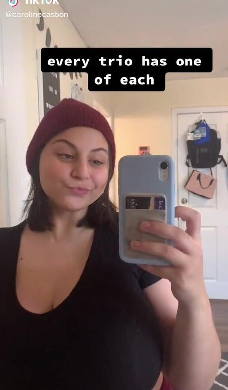 Caroline Casbon onlyfans nude