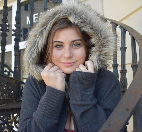 Caroline Casbon only fans nudes