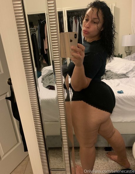 Selene Castle onlyfans leak porn