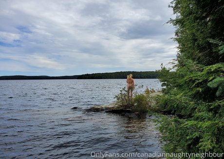 canadiannaughtyneighbour onlyfans nudes porn