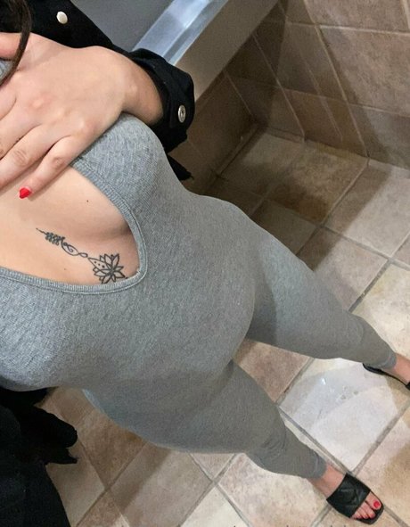 kendall jakobs18 onlyfans pics leaked