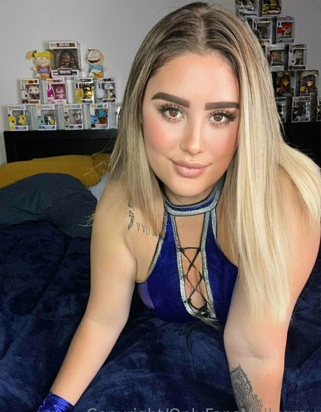 itsmollygrey onlyfans naked