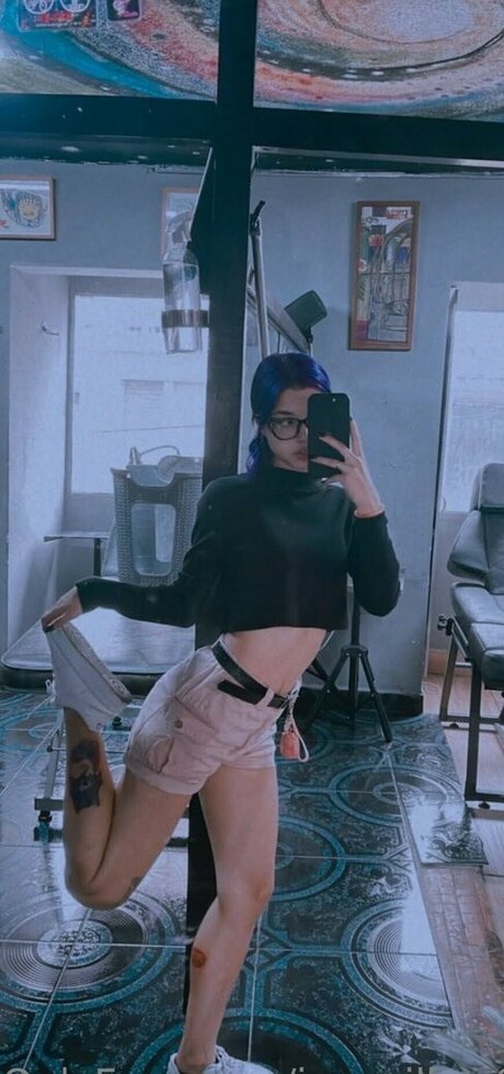 iamwillow003 onlyfans leajs