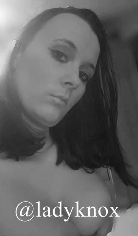 ladyknox onlyfans nudes