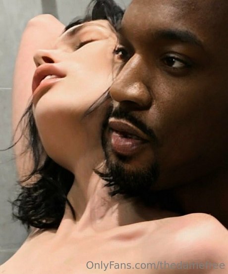 thedamefree only fans pic