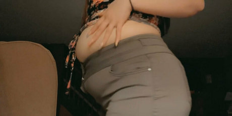 pizz4grl onlyfans post