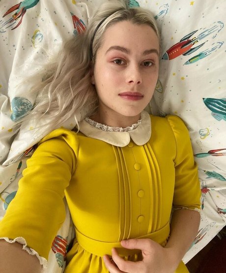 Phoebe Bridgers leaked onlyfans