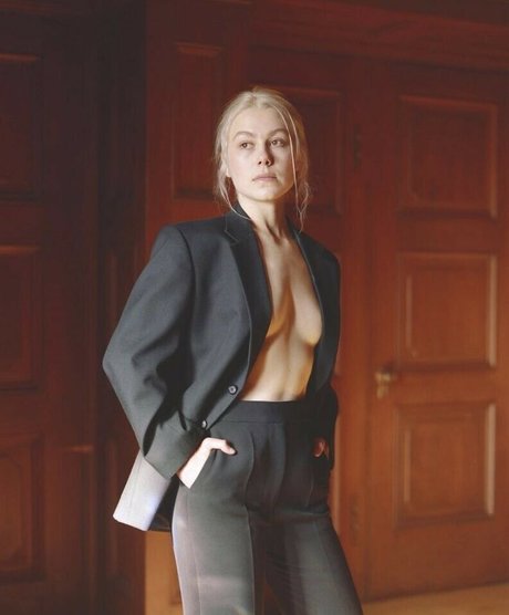 Phoebe Bridgers onlyfans xxx