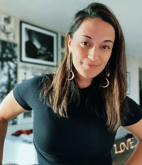 Sara Tomko onlyfans leak nude