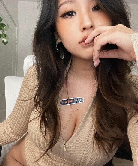 Kang Hee Yoon leaked onlyfans pictures