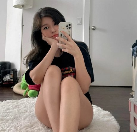 Kang Hee Yoon nude only fans leaks