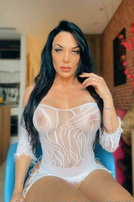 Rhenata Schimidt onlyfans pics