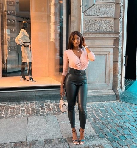 Ainett Stephens porn only fans