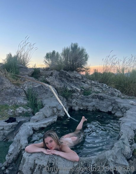 kenziecutie18 onlyfans nude pictures