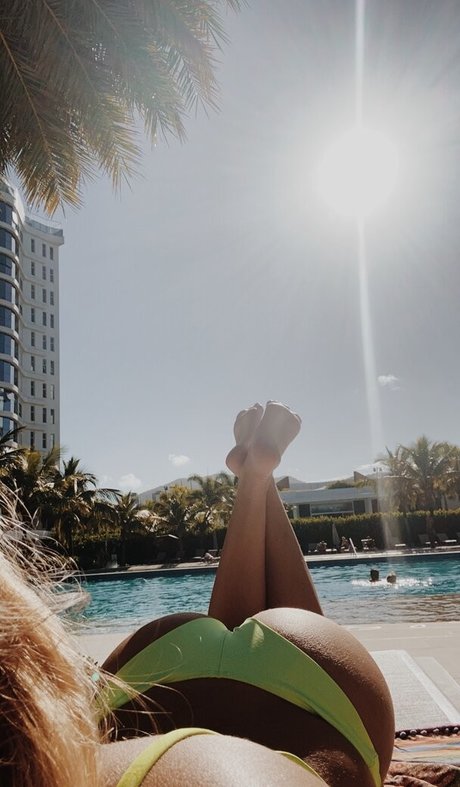 Nicole Loures onlyfans porn leak