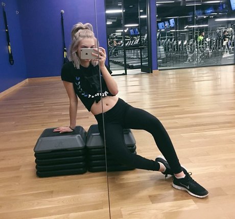 Amanda Steele nudes only fans