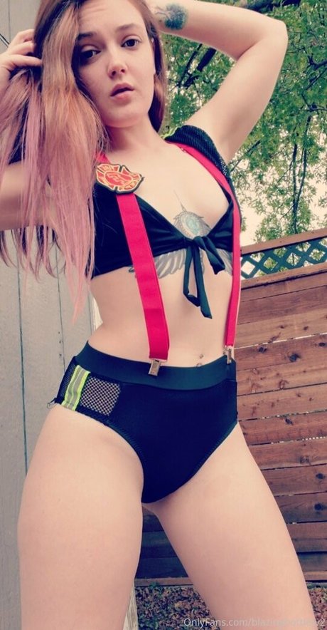 blazinghottietv2 leaks only fans