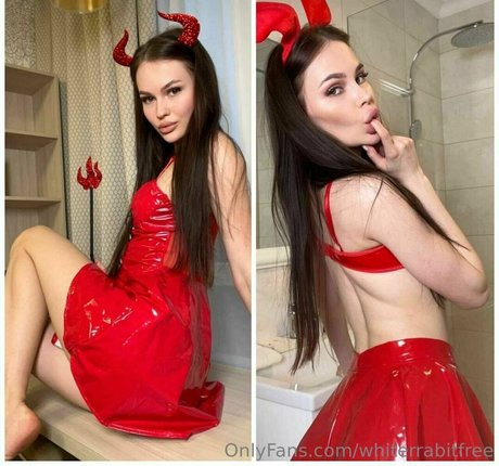 whiterrabitfree onlyfans nude