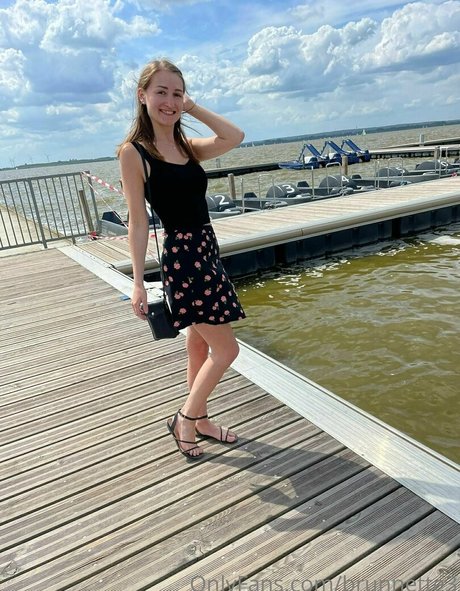 brunnette3 naked onlyfans leak