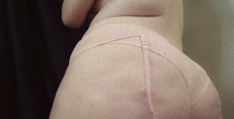 yazminrose12 onlyfans strip