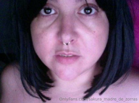 sa ku ra official onlyfans model