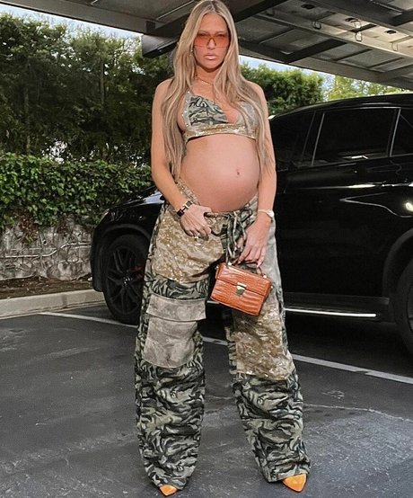 Barbie Blank onlyfans leaks sex