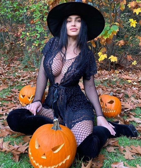 Demidova Helenka onlyfans boobs