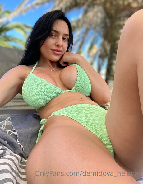 Demidova Helenka onlyfans lesk