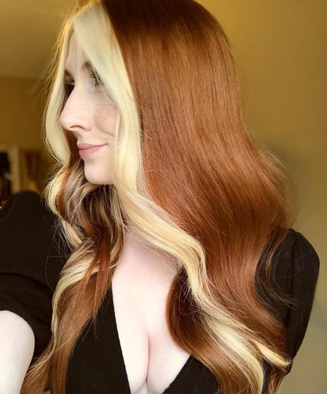 voxytwitch nude leaked onlyfans