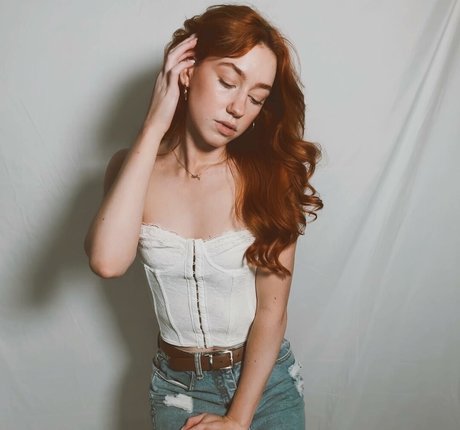 Ana Saia onlyfans nude tits