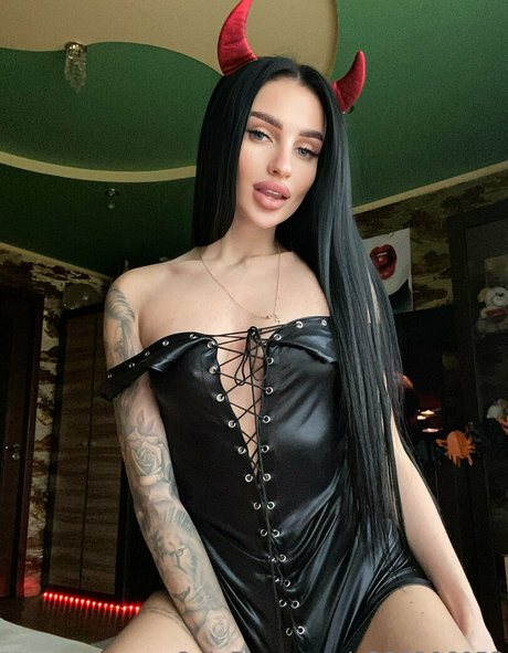 charming megan onlyfans nude leaked